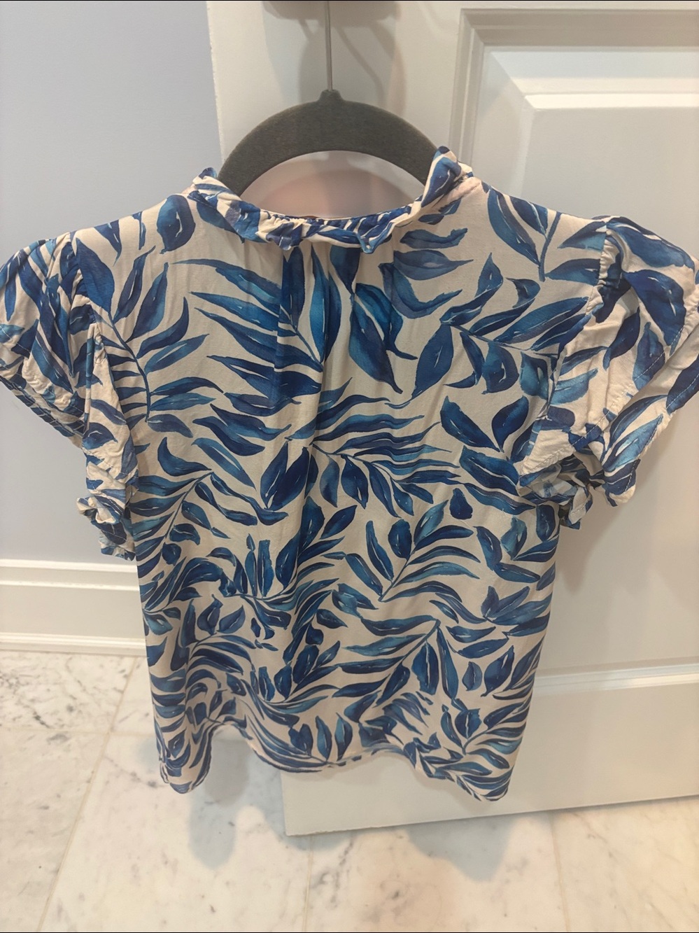 Women’s Short Sleeve Blouse - Picture 2 of 3